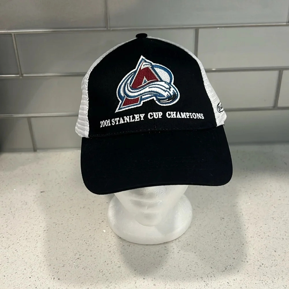 🏁 🧡💙 2001 NHL Stanley Cup champion Avalanche Hat